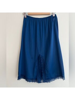 VINTAGE Infidelle Royal Blue Half Slip Lace Trim 70's Retro Feminine Lingerie